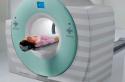 Hur utförs en MRT-undersökning av ryggraden: hur man förbereder sig för undersökningen, kontraindikationer och kostnad